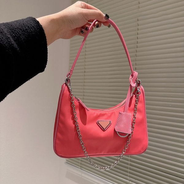 timeless designer triangle badge hobo bags nylon underarm silver metal chain crossbody shoulder handbags 4 colors mini outdoor street trend
timeless designer triangle badge hobo bags nylon underarm silver metal chain crossbody shoulder handbags 4 colors mini outdoor street trend