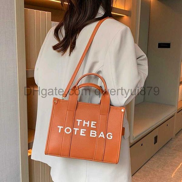 totes the totebag european and american crossborder single shoulder versatile large capacity open womens messenger 0317/23
totes the totebag european and american crossborder single shoulder versatile large capacity open womens messenger 0317/23