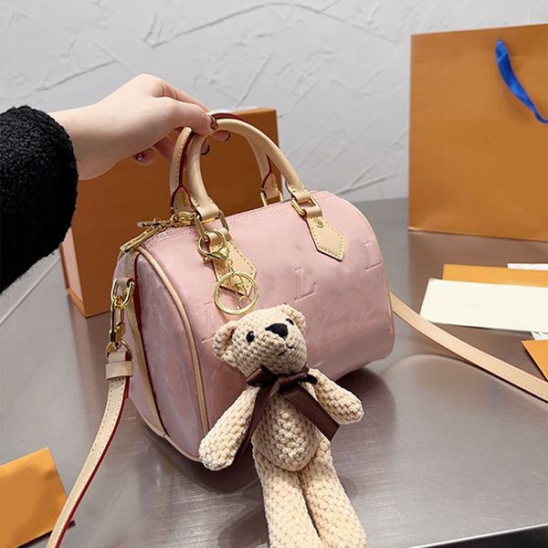 2023 New Designer bags ladies fashion luxurys corss bodys shoulder bag womens shopping handbags classic female totes sac, White
2023 New Designer bags ladies fashion luxurys corss bodys shoulder bag womens shopping handbags classic female totes sac, White
