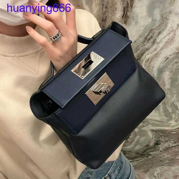 h luxurys handbags herms's 2424 women's bag women's 2023 new carrie 2424mini layer cowhide dumpling wing portable one shoulde
h luxurys handbags herms's 2424 women's bag women's 2023 new carrie 2424mini layer cowhide dumpling wing portable one shoulde