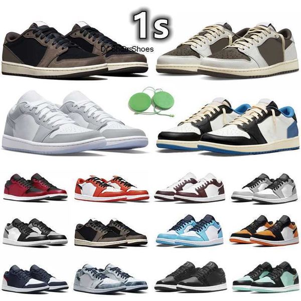 1 1s mens basketball shoes sneaker reverse dark mocha fragment wolf grey white camo diamond paint drip black cyber unc shadow toe men women
1 1s mens basketball shoes sneaker reverse dark mocha fragment wolf grey white camo diamond paint drip black cyber unc shadow toe men women