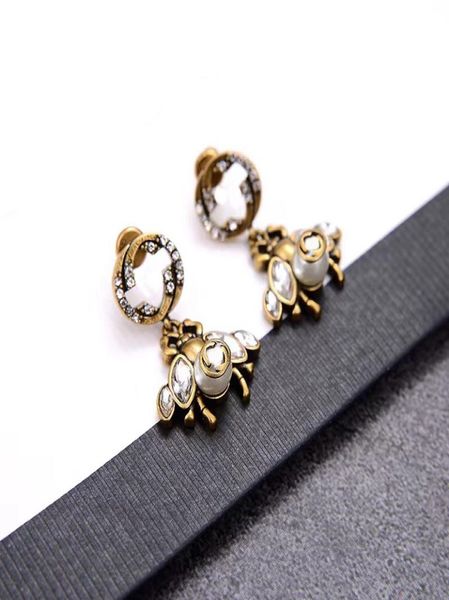 luxury designer fashion charm earrings ladies bee pendant earrings for women party lovers gift engagement jewelry5030168, Golden
luxury designer fashion charm earrings ladies bee pendant earrings for women party lovers gift engagement jewelry5030168, Golden
