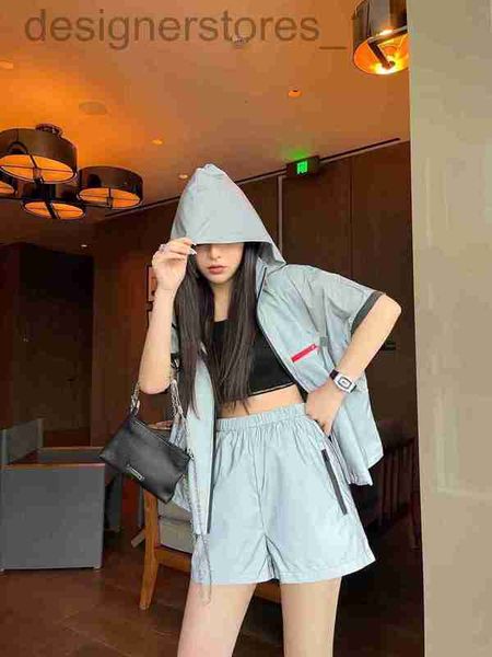 two piece dress designer summer new luminous casual suit hidden hat with classic red label is really cool and handsome 0obr, White
two piece dress designer summer new luminous casual suit hidden hat with classic red label is really cool and handsome 0obr, White