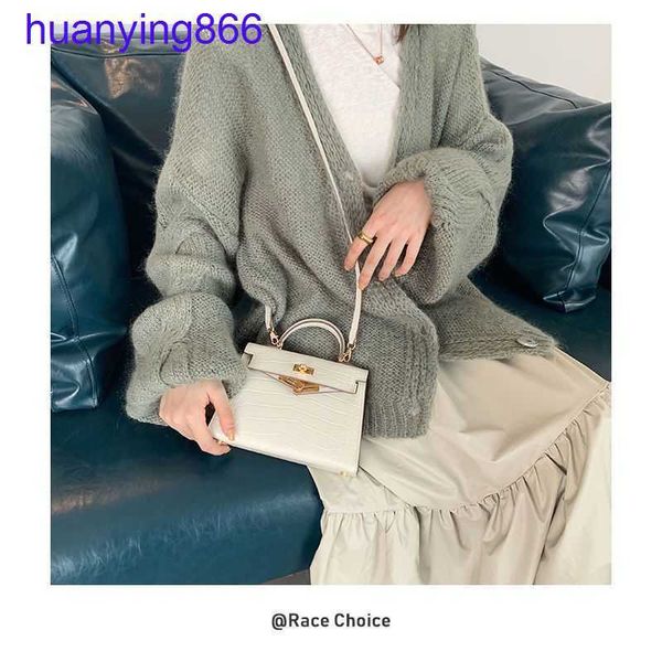 herms's kely luxurys handbag genuine leather second generation women mini 2023 new portable women's fashion versatile one shoulder
herms's kely luxurys handbag genuine leather second generation women mini 2023 new portable women's fashion versatile one shoulder