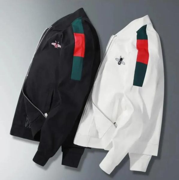 popular new model new mens spring designer jacket sport windbreaker long sleeve zipper pocket man embroidered ribbon coat, Black;brown
popular new model new mens spring designer jacket sport windbreaker long sleeve zipper pocket man embroidered ribbon coat, Black;brown