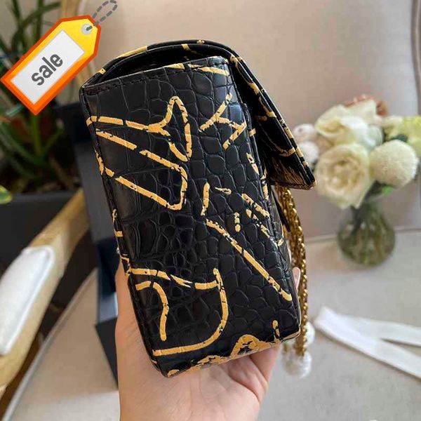 luxury women's brand designers shoulder bags fashion alligator graffiti pattern oblique envelope bag gold metal chain painted crossbody
luxury women's brand designers shoulder bags fashion alligator graffiti pattern oblique envelope bag gold metal chain painted crossbody