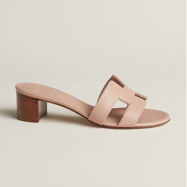 designer 2023 herm es slipper for women luxury oasis girl slippers gz3e oran leather sandals ladies summer flats fashion beach women's
designer 2023 herm es slipper for women luxury oasis girl slippers gz3e oran leather sandals ladies summer flats fashion beach women's