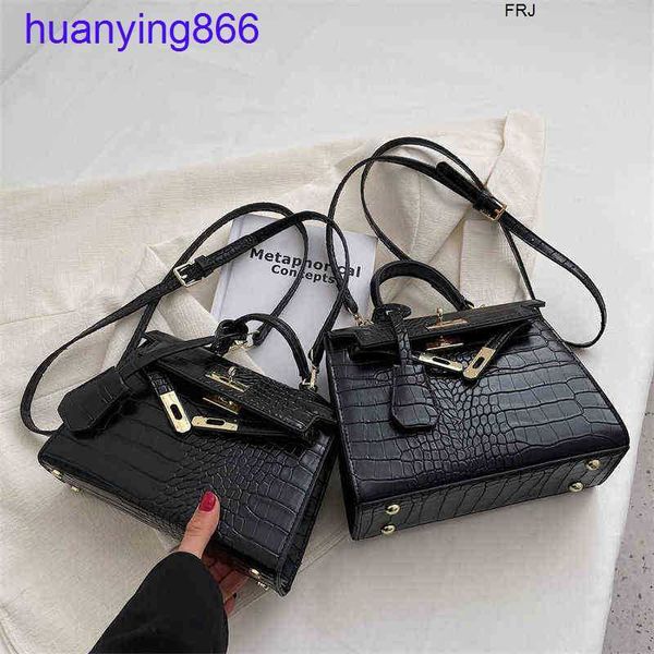 designer kelys bags herms's new fashion simple womens bag texture platinum versatile messenger crocodile pattern retro small have frj
designer kelys bags herms's new fashion simple womens bag texture platinum versatile messenger crocodile pattern retro small have frj