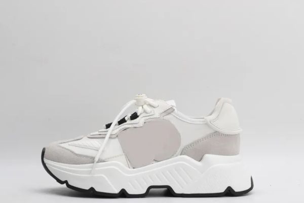 with box casual shoe dg designe womens running shoes black cat 5862 platform luxury women men for leather tracks sneaker trainer trainers tr
with box casual shoe dg designe womens running shoes black cat 5862 platform luxury women men for leather tracks sneaker trainer trainers tr
