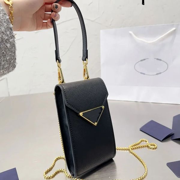 mini mobile phone bag chain shoulder bags handbag triangle decoration fashion letter genuine leather flap messenger purse lady crossbody bag
mini mobile phone bag chain shoulder bags handbag triangle decoration fashion letter genuine leather flap messenger purse lady crossbody bag