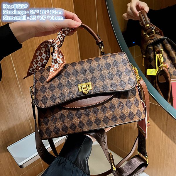 Factory wholesale ladies shoulder bags 2 colors sweet little fresh silk scarf bag fashion multi-layer printed handbag elegant contrast leather retro handbags, Coffee-small-8826#
Factory wholesale ladies shoulder bags 2 colors sweet little fresh silk scarf bag fashion multi-layer printed handbag elegant contrast leather retro handbags, Coffee-small-8826#