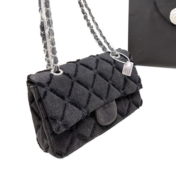 designers classic collection mini flap shoulder bags france brand 5a quality denim women silver metal hardware adjustable strap crossbody ba
designers classic collection mini flap shoulder bags france brand 5a quality denim women silver metal hardware adjustable strap crossbody ba
