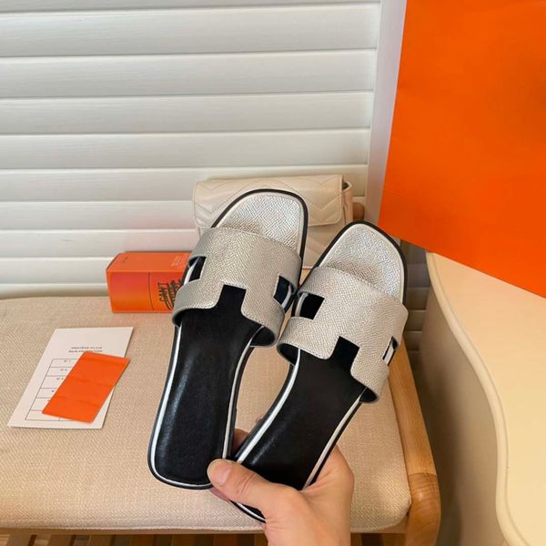 ladies sandals oran sandal luxury designer leather summer flat shoes fashion beach women slippers h letter drag slides flip flops for ladies, Black
ladies sandals oran sandal luxury designer leather summer flat shoes fashion beach women slippers h letter drag slides flip flops for ladies, Black