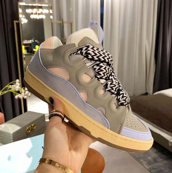 sportswear designer womens classic luxury casual shoes collage upper calf leather plastic tongue curved metal lace casual shoes
sportswear designer womens classic luxury casual shoes collage upper calf leather plastic tongue curved metal lace casual shoes