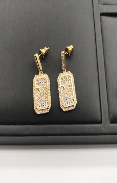 designer earrings pearl v for women earring luxurys designers heart gold hoop stud earrings jewelry retro avantgarde d2112074z6370448, Golden;silver
designer earrings pearl v for women earring luxurys designers heart gold hoop stud earrings jewelry retro avantgarde d2112074z6370448, Golden;silver