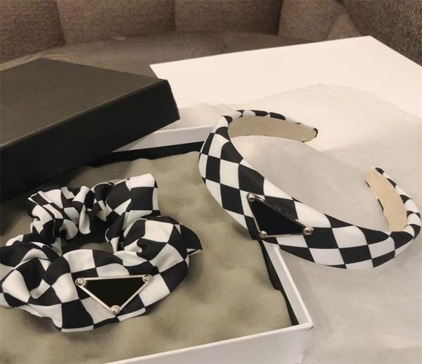 zebra designer headband hairpin classic fashion women head band hair accessories1239857, Silver
zebra designer headband hairpin classic fashion women head band hair accessories1239857, Silver