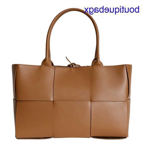 luxury bottegss venetss arco evening bags online store japan and south korea new leather handbag women's tote bag large capacity m with
luxury bottegss venetss arco evening bags online store japan and south korea new leather handbag women's tote bag large capacity m with
