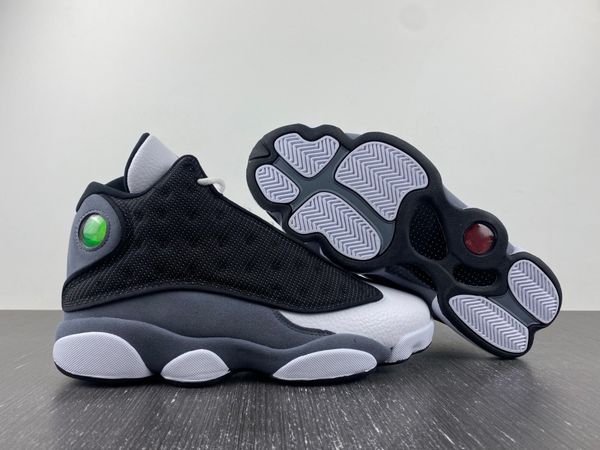 jumpman 13s basketball shes man sneakers size 12 13 double with the original box black flint dj5982-060
jumpman 13s basketball shes man sneakers size 12 13 double with the original box black flint dj5982-060