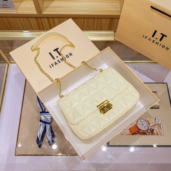 women's bag leather diamond lattice chain bag women's diagonal single shoulder underarm bag 2022 new fashion
women's bag leather diamond lattice chain bag women's diagonal single shoulder underarm bag 2022 new fashion