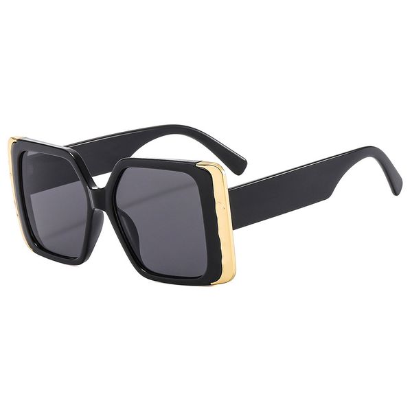 2023 fashion eyewear beachfashion designer new women's sunglasses personalized men's sunglasses box metal pattern sunglasses, White;black
2023 fashion eyewear beachfashion designer new women's sunglasses personalized men's sunglasses box metal pattern sunglasses, White;black