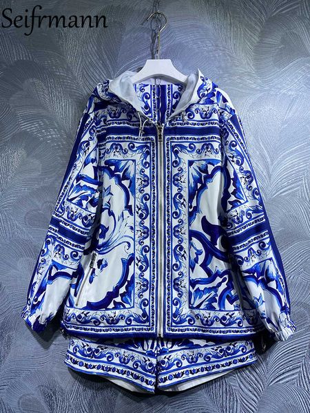 womens two piece pants seifrmann autumn women fashion runway shorts sets blue and white porcelain hooded coats high waist short suits 230316
womens two piece pants seifrmann autumn women fashion runway shorts sets blue and white porcelain hooded coats high waist short suits 230316