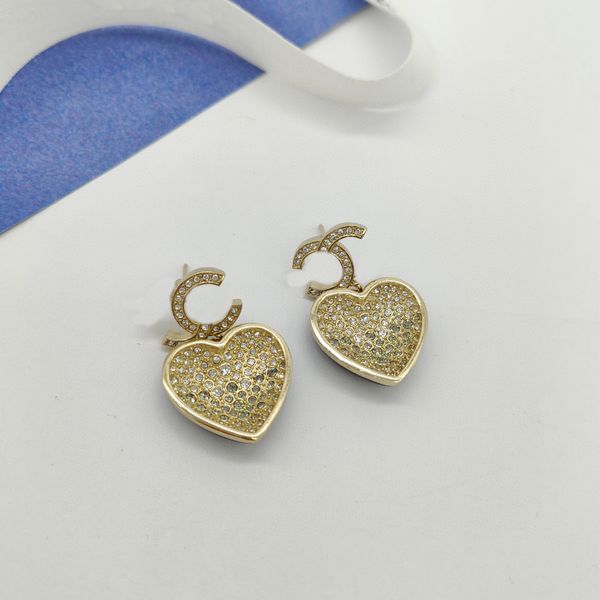 2023 luxury quality charm drop earring with diamond heart shape special style in 18k gold plated have box stamp ps7649a, Golden
2023 luxury quality charm drop earring with diamond heart shape special style in 18k gold plated have box stamp ps7649a, Golden