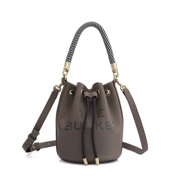 designer bag marc bucket crossbody bags womens genuine leather shoulder handbag women fashion all-match classic purses 221125
designer bag marc bucket crossbody bags womens genuine leather shoulder handbag women fashion all-match classic purses 221125