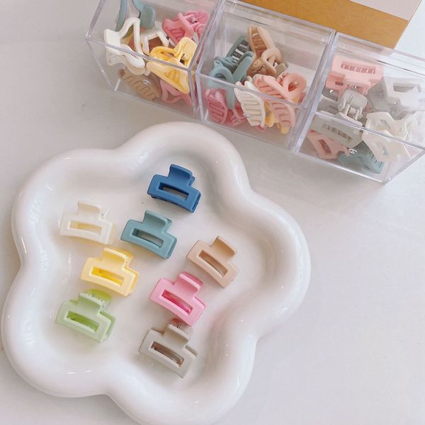 10pcs/set plastic hair claw spring candy color ribbon claw clips women girls mini geometric hair clips barrettes headwear hair accessories g, Slivery;white
10pcs/set plastic hair claw spring candy color ribbon claw clips women girls mini geometric hair clips barrettes headwear hair accessories g, Slivery;white