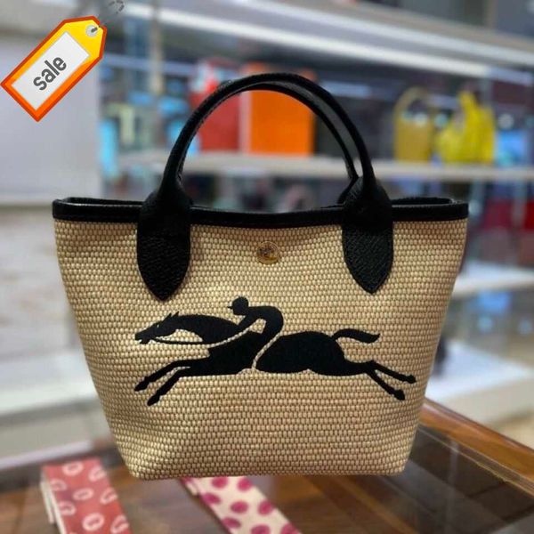 luxurys brand designer tote bag single shoulder bags crossbody bag tote 2023 women's new fashion texture woven handbags factory direct
luxurys brand designer tote bag single shoulder bags crossbody bag tote 2023 women's new fashion texture woven handbags factory direct