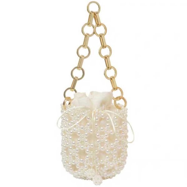 new pearl metal bucket bag, pure cotton canvas inner hand portable beaded yiwu storefront bag 230304
new pearl metal bucket bag, pure cotton canvas inner hand portable beaded yiwu storefront bag 230304