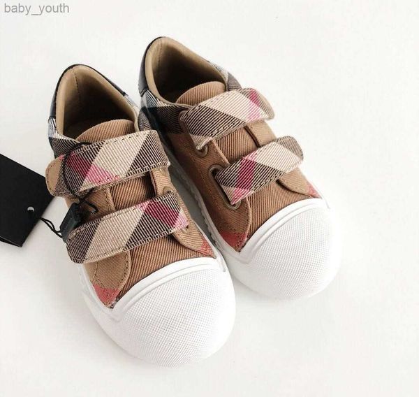 high-quality leather stitching barefoot shoes for boys girls school enough to kids sneakers sports, Black;red
high-quality leather stitching barefoot shoes for boys girls school enough to kids sneakers sports, Black;red