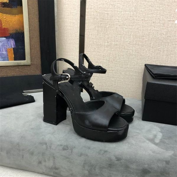 luxury design sandals 2023 fashion amina channel women summer high heels leather cross lace up student casual slippers 03-01, Black
luxury design sandals 2023 fashion amina channel women summer high heels leather cross lace up student casual slippers 03-01, Black