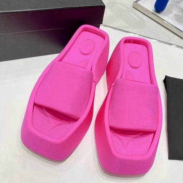 designer sandals summer shoes for women fashion flat beach slipper luxury women's footwear y230317, Black
designer sandals summer shoes for women fashion flat beach slipper luxury women's footwear y230317, Black