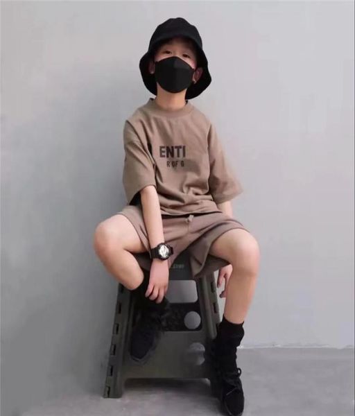 fashion baby kids designer clothes summer short sleeve tshirts and shorts sets boys girls designers tracksuits children outfit spo4841730, White
fashion baby kids designer clothes summer short sleeve tshirts and shorts sets boys girls designers tracksuits children outfit spo4841730, White