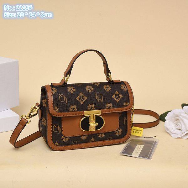 factory wholesale ladies shoulder bag 3 colors classic contrast leather retro handbag flip wear-resistant fashion backpack street fashion go
factory wholesale ladies shoulder bag 3 colors classic contrast leather retro handbag flip wear-resistant fashion backpack street fashion go