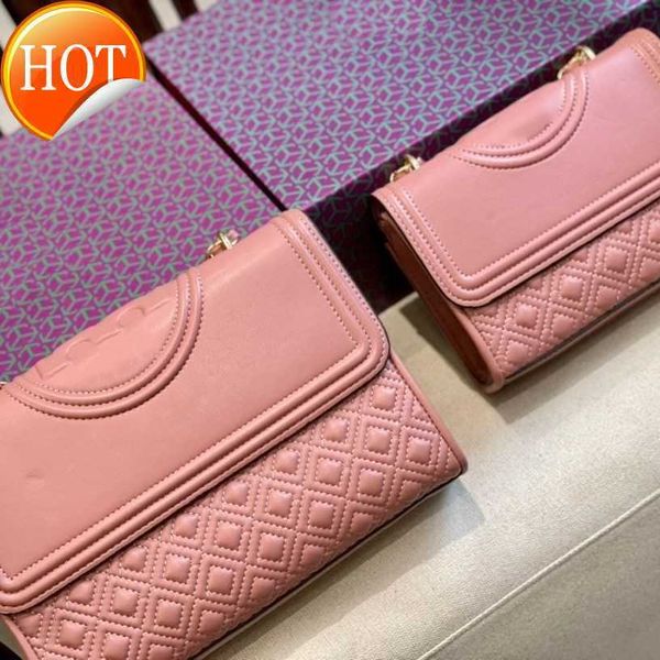 luxury brand designer crossbody bags shoulder handbags tote 2023 new women's fashion texture leather envelope gift box packaging factor
luxury brand designer crossbody bags shoulder handbags tote 2023 new women's fashion texture leather envelope gift box packaging factor