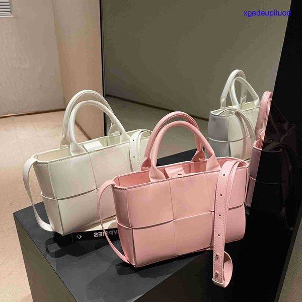 luxury bottegss venetss arco evening bags online store tote spring cheese snow women's mountain waffle and summer 2023 new knitted with
luxury bottegss venetss arco evening bags online store tote spring cheese snow women's mountain waffle and summer 2023 new knitted with