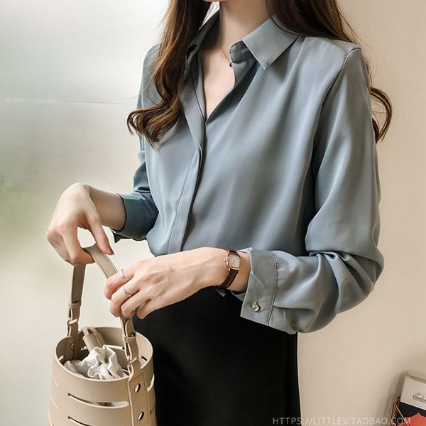 women's blouses shirts spring women's blouse white shirt loose niche v-neck chiffon student bottoming shirt 230317
women's blouses shirts spring women's blouse white shirt loose niche v-neck chiffon student bottoming shirt 230317