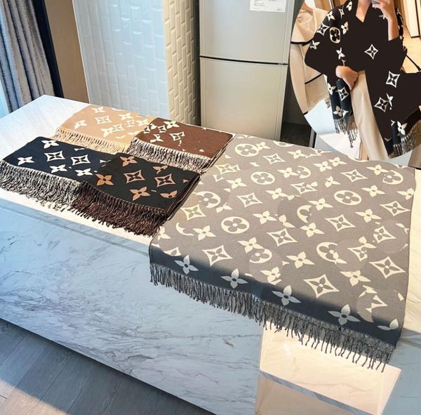 23ss 5colors women cashmere scarves fashion brand desinger classic wool letter scarf pashminas winter long shawls thicken keep war9010924, Blue;gray
23ss 5colors women cashmere scarves fashion brand desinger classic wool letter scarf pashminas winter long shawls thicken keep war9010924, Blue;gray