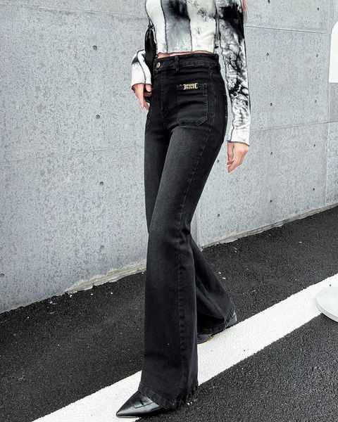 xiaoxiangjia's new front pocket chain decorative micro flap pant style jujuezi, White;black
xiaoxiangjia's new front pocket chain decorative micro flap pant style jujuezi, White;black