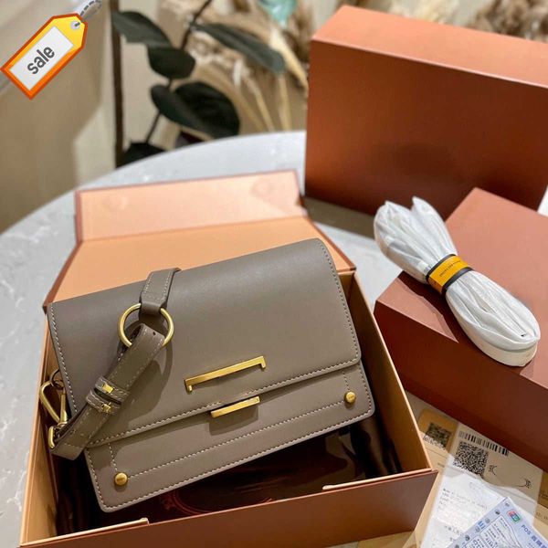 luxury brand designer shoulder bags crossbody bag tote 2023 new women's texture leather multifunctional envelope package gift box packa
luxury brand designer shoulder bags crossbody bag tote 2023 new women's texture leather multifunctional envelope package gift box packa