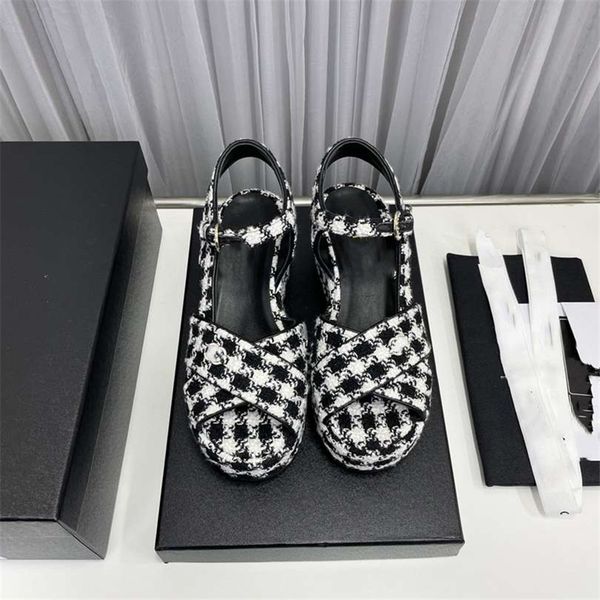 summer popular women sandals 2023 channel luxury brand business dress wedding party leather high heels casual flat slippers 07-01, Black
summer popular women sandals 2023 channel luxury brand business dress wedding party leather high heels casual flat slippers 07-01, Black
