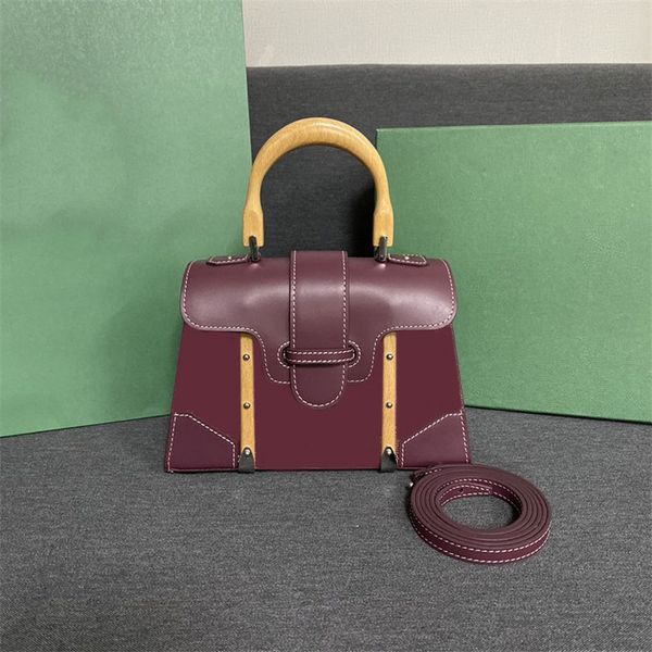 large internal space crossbody shoulder bag designer aesthetics soft leather borse messenger bags wooden handle senior removable strap tote
large internal space crossbody shoulder bag designer aesthetics soft leather borse messenger bags wooden handle senior removable strap tote