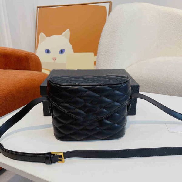 shoulder crossbody bags tote women luxury black y quilted leather box chain shoulder cosmetic bag wallets 220914
shoulder crossbody bags tote women luxury black y quilted leather box chain shoulder cosmetic bag wallets 220914