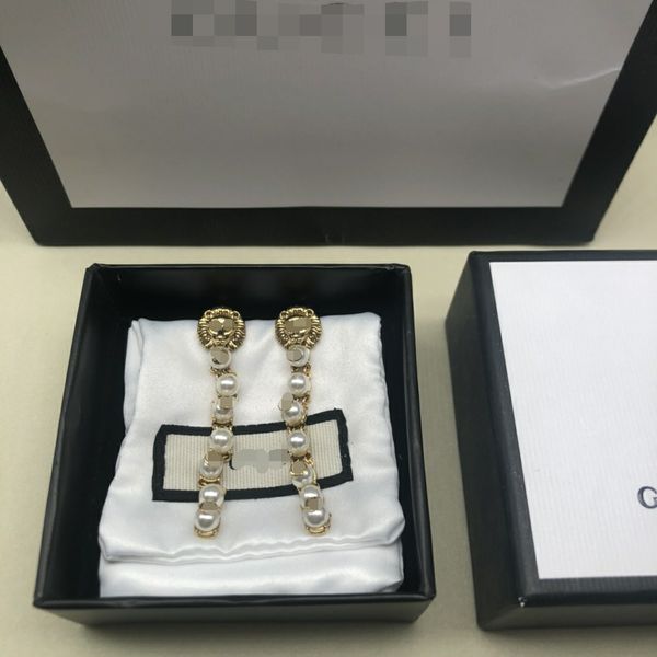 luxury gold stud earrings designer for women hoop earrings stud letter earrings jewelry with box set valentine day gift engagement ge-0121, Golden;silver
luxury gold stud earrings designer for women hoop earrings stud letter earrings jewelry with box set valentine day gift engagement ge-0121, Golden;silver