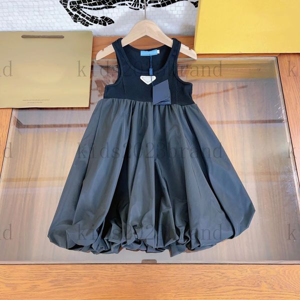 2023ss summer sleeveless dresses pleated skirts tide brand girls dress fashion kids vest dresses blouse stitching skirts designer princess w, Red;yellow
2023ss summer sleeveless dresses pleated skirts tide brand girls dress fashion kids vest dresses blouse stitching skirts designer princess w, Red;yellow