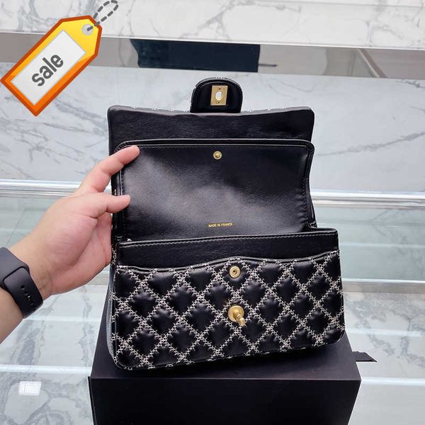 luxury luxury designer single shoulder bags 2023 women's classic texture gold metal chain crossbody bag fashion brand envelope bag fact
luxury luxury designer single shoulder bags 2023 women's classic texture gold metal chain crossbody bag fashion brand envelope bag fact