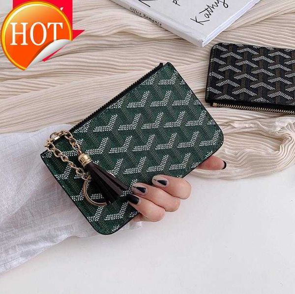 luxury brand designer handbags 2023 wallets european and american fashion short cara chain purse ladies multi-functional key card bag factor, Red;black
luxury brand designer handbags 2023 wallets european and american fashion short cara chain purse ladies multi-functional key card bag factor, Red;black