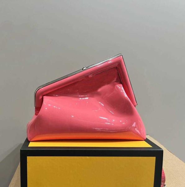 6 colors clutch crossbody bags wallet for women brand designer shoulder letter print fashion messengers purses 230317
6 colors clutch crossbody bags wallet for women brand designer shoulder letter print fashion messengers purses 230317