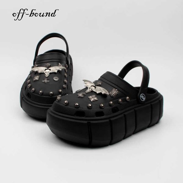 slippers 2023 summer women shoes garden high heels punk charms black sandals platform slippers casual for female 230317
slippers 2023 summer women shoes garden high heels punk charms black sandals platform slippers casual for female 230317